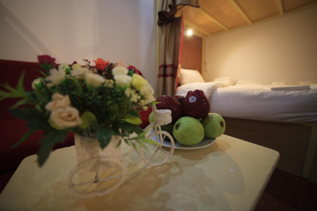Ngoc Tung Mini Hotel Hue Eksteriør bilde